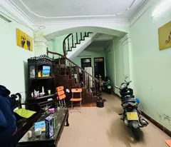 Bán nhà lạc trung phân lô 4 tầng ô tô tránh hai bà trưng