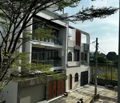 Nhà 3 tầng đường VƯỜN LÀI, phường APĐ, Q12, dt 110m2 (8,4mx13,2m) Giá 10,3Tỷ