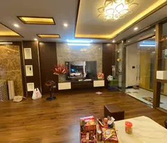 Bán nhà văn phòng 6 tầng, 62m², Lĩnh Nam, Mai Động, thang máy, oto 7 chỗ vào nhà