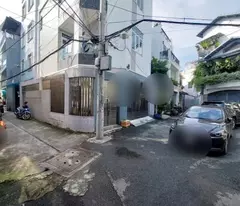 Tân Bình giáp Q10, hẻm xe hơi thông thoáng, 26m2, 2 tầng, giá 3.3 tỷ.