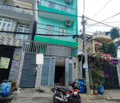 Bán gấp Căn hộ dịch vụ Mặt tiền 3 tầng 12 phòng, thu 36tr/ tháng, Linh tây,  Thủ Đức 101 m2