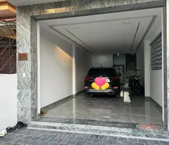 NHÀ PHỐ NGUYỄN VĂN CỪ - 69M, LÔ GÓC - GARA Ô TÔ - 7 TẦNG THANG MÁY - 16,8 TỶ