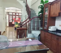 BÁN NHÀ 5T MỚI ĐẸP P.HAI BÀ TRƯNG-HÀ NỘI, DÒNG TIỀN THU 17 TRIỆU/THÁNG