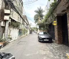 Bán Nhà Phan Đăng Lưu – Phú Nhuận, Hẻm rộng 7m, 5 PN, tiện kinh doanh.