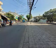 Bán nhà mặt tiền 1000m2 mặt tiền 11m giá 95 tỷ Đường Nguyễn Văn Quá