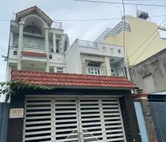 Bán nhà 3 tầng, 135m², 5PN, 5WC, Linh Tây, Thủ Đức, 8.8 tỷ
