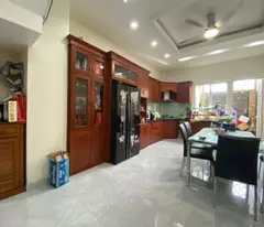 Bán nhà 3 tầng, 135m², 5PN, 5WC, Linh Tây, Thủ Đức, 8.8 tỷ