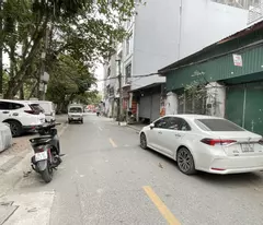 Bán đất mặt phố ngọc trì thạch bàn 130M long biên