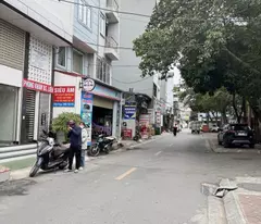 Bán đất mặt phố ngọc trì thạch bàn 130M long biên
