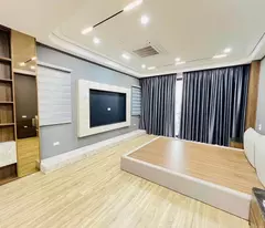 Lô góc Bồ Đề,Long Biên DT 78m2 x mt 4.5m ô tô vào nhà giá nhỉnh 12 tỷ