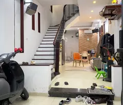 bán nhà khương hạ,Q.thanh xuân, nhà đẹp đón tết, có sân rộng để xe máy