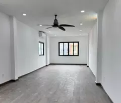 Cho thuê nhà chính chủ 13p mặt tiền giá 55tr