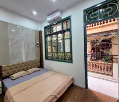 Bán nhà 4 tầng, 42m², ô tô đỗ cửa, ngõ thông kinh doanh, Quỳnh Lôi, Hai Bà Trưng - 8.5 tỷ