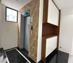 MỄ TRÌ - MỘT MẶT PHỐ - MỘT MẶT NGÕ Ô TÔ TRÁNH - THỬA ĐẤT MẶT TIỀN TO TẠI QUẬN NAM TỪ LIÊM-Diện