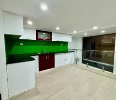 LA THÀNH, BA ĐÌNH - DT33M2, 5 TẦNG - LÔ GÓC, NỞ HẬU - VIEW THOÁNG ĐẸP