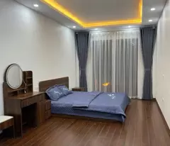 Đẳng cấp nhất Ngọc Thụy, diện tích 43m2, 4 tầng, ô tô đỗ cửa, ngõ nông trung tâm, giá 7.8ty