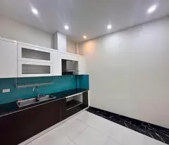 Đỉnh nhất Ngọc Thụy, diện tích 40m2, 4 m mặt tiền, ô tô, trung tâm quận, ngõ nông, giá 5,7ty