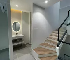 [BÁN Q1] Mặt tiền Lê Thị Riêng, P.Bến Thành_5Tầng (4.4X15)Mới Đẹp Vào KD Ngay Nhỉnh 32TỶ