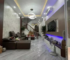 💥 NHÀ CỰC ĐẸP PHỐ - KIM GIANG - Ô TÔ LÙI CỬA - BÃI Ô TÔ CÁCH 5M NGAY ỦY BAN - KINH DOANH   - GẦN