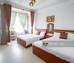 Khách sạn 6 tầng mặt tiền Đường Mê Linh TTTP Nha Trang, có giấy phép PCCC, KD đầy đủ