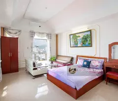 Khách sạn 6 tầng mặt tiền Đường Mê Linh TTTP Nha Trang, có giấy phép PCCC, KD đầy đủ