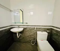 Bán nhà dân xây nội thất xịn  Hà Trì 4 - Hà Cầu - Hà Đông 5 tầng MT5.6m giá 6,5 tỷ