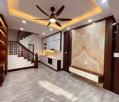 BÁN NHÀ - PHỐ VỌNG - 32M - 5 TẦNG - 5.7 TỶ - NHÀ ĐẸP - 2 MẶT THOÁNG - GIAO THÔNG THUẬN TIỆN