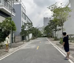 Chính chủ bán 85m2 đất Thượng Thanh, Long Biên. Đường phân lô, gần đường 40m, view siêu thoáng