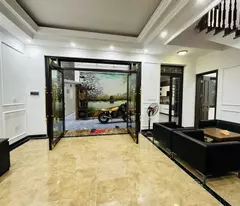 Siêu VIP, Bán nhà Phạm Ngọc Thạch, Biệt thự oto đỗ cửa đẹp long lanh, dt khủng 122m2, 3T, 14,5 tỷ