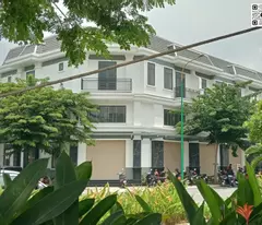 Nhà Phố Thổ Cư 100% (5x16m) Tại Hòa Lợi, Bến Cát – Giá 2,66 Tỷ – Gần VSIP 2, Đồng An 2, Cách TP