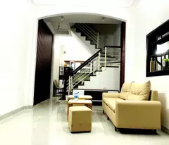 CẦN BÁN NHÀ 4 TẦNG DÂN XÂY, HOÀNG HOA THÁM, BA ĐÌNH, NGÕ RỘNG, 50M RA PHỐ, 36M2, 7.1 TỶ