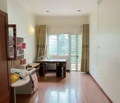 Bán nhà Phố Hào Nam_Dòng tiền cho thuê tốt_ Khu dân trí cao _62mx5T_Giá: 10.5 tỷ.