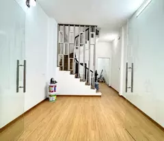 Tây Trà mặt ngõ thông ô tô đỗ cửa 43m², 5 tầng - Lĩnh Nam - Hoàng Mai - 7.3 tỷ