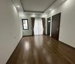 Bán nhà 31 m ,5 tầng  Đàm Quang Trung