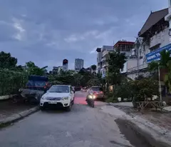 bán nhà 1 tầng vỉa hè ô tô tránh phố vạn phúc khu vực phát triển mạnh đang cho thuê 10tr
