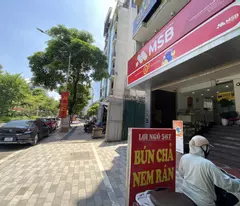 Bán đất tặng nhà Lạc Long Quân - Tây Hồ, DT66m2, ngõ ngắn, 25m ra mặt phố, vài bước chân ra Hồ Tây