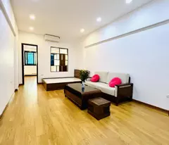 Cần bán CH tập thể 65m2, 2pn tầng 3 phố Nguyễn Chí Thanh, Đống Đa.