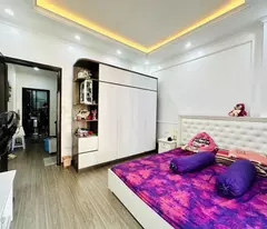 Bán nhà ở Tết Nguyễn Sơn, Ngọc Lâm, Long Biên. Thang máy, full nội thất. 50m2*6T, 9.75 tỷ