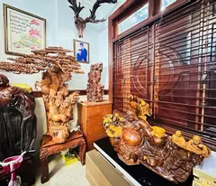 70 CHDV CAO CẤP - MẶT TIỀN KHU  SẦM UẤT - DT KHỦNG 400M2 - D.Ò.N.G T.I.Ề.N 3.6 TỶ/NĂM