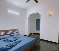 Bán nhà Phố Hào Nam_Ô tô ba bước_ Nhà đẹp hai thoáng _69mx3T_Giá: 12.2 tỷ.