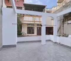 Bán nhà Phố Hào Nam_Ô tô ba bước_ Nhà đẹp hai thoáng _69mx3T_Giá: 12.2 tỷ.