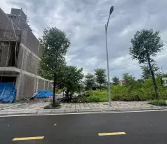 Chính chủ bán lô đất nền trung tâm TX Lương SƠn. Diện tích 90m2 giá 2,4 tỷ bao phí