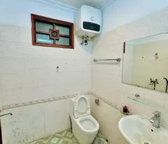 Bán nhà Phố Trịnh Đình Cửu, nhà đẹp, dân xây, ô tô vào nhà, ngõ ô tô tải. Kinh doanh
