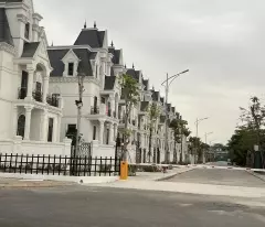 CƠ HỘI ĐẦU TƯ SINH LỜI CỰC KHỦNG - BIỆT THỰ LIỀN KỀ PHẠM VĂN ĐỒNG - DIỆN TÍCH 180M - GIÁ BÁN CHỈ