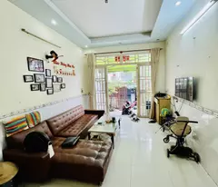 Bán nhà HXH hạ chào 900 tr, Phạm Phú Thứ, P3, Q6, 65m2, 4 tầng, giá rẻ