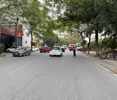 Chính chủ bán 100m2 nhà cấp 4, đoạn đẹp nhất phố Phúc Lợi, Long Biên. Đang cho thuê 12tr/tháng