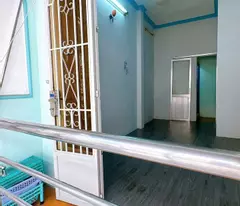 NHÀ SÁT MẶT TIỀN Q4
DIỆN TÍCH SD 45M2 
CÓ 2, TỶ HƠN