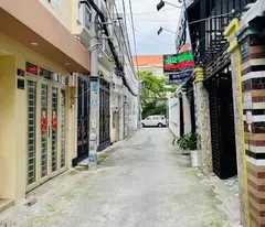 BÁN NHÀ 2 TẦNG LÂM VĂN BỀN, 8.5 TỶ, HẺM XE HƠI, KHU VỰC DÂN TRÍ CAO
