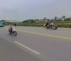 * CẠNH CÂY XĂNG LIÊN NINH TRÊN QL1A - THANH TRÌ - HN