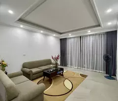 Cơ Hội Sở Hữu Nhà 7 Tầng Khu VIP Cầu Giấy, 50m2, Gara Ô tô - Chỉ 18 Tỷ